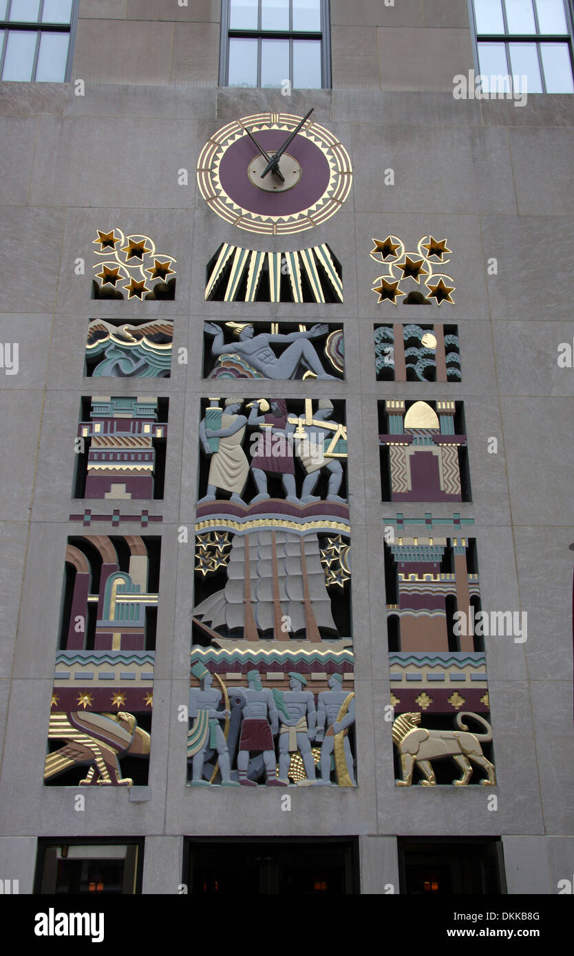 Brasserie Ruhlmann Art-Deco-Fassade am Rockefeller Center in New York City Stockfoto