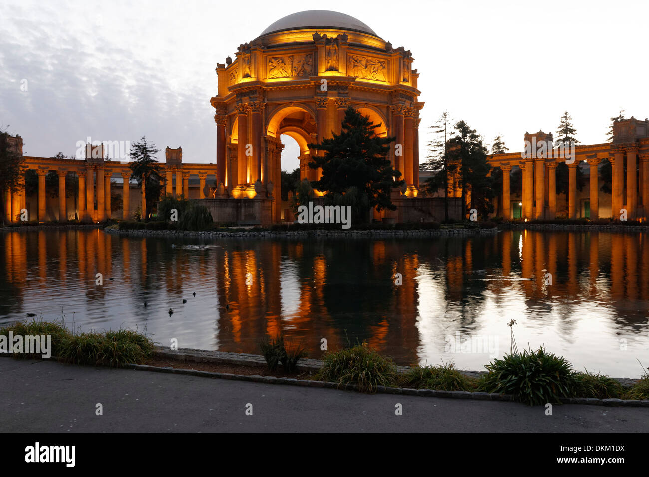 Der Palast der schönen Künste in der Marina District von San Francisco, Kalifornien, war ein Teil der 1915 Panama-Pacific Exposition. Stockfoto