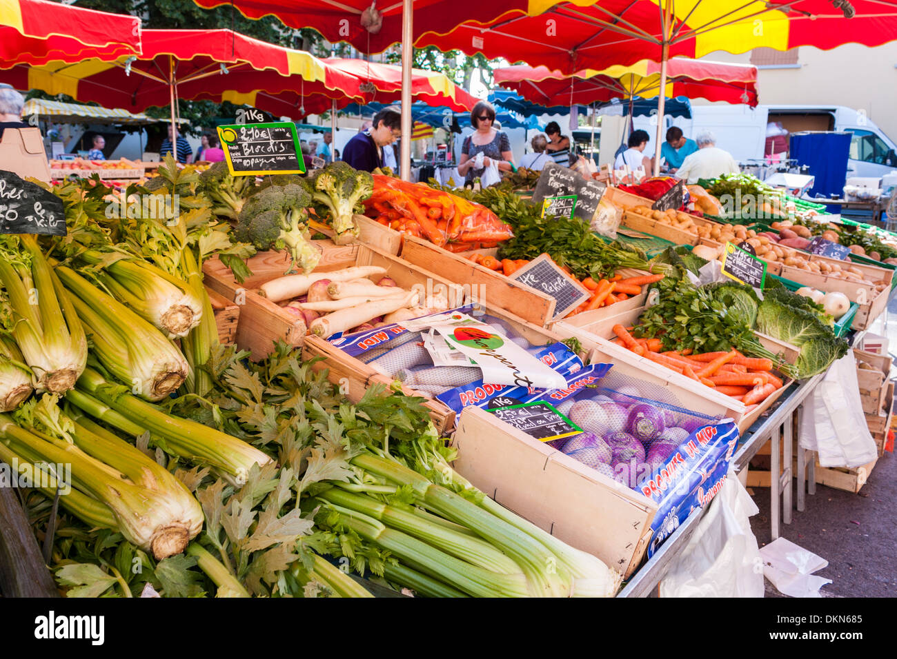 Gemüse Stall in Ceret Markt, Languedoc-Roussillon, Pyrénées-Orientales, Frankreich Stockfoto