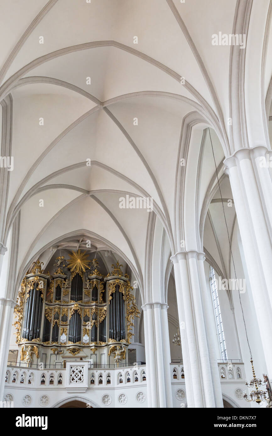 St. Marien Kirche (St. Marien, errichtet im frühen 13. Jahrhundert, befindet sich in Berlin, Deutschland. Stockfoto