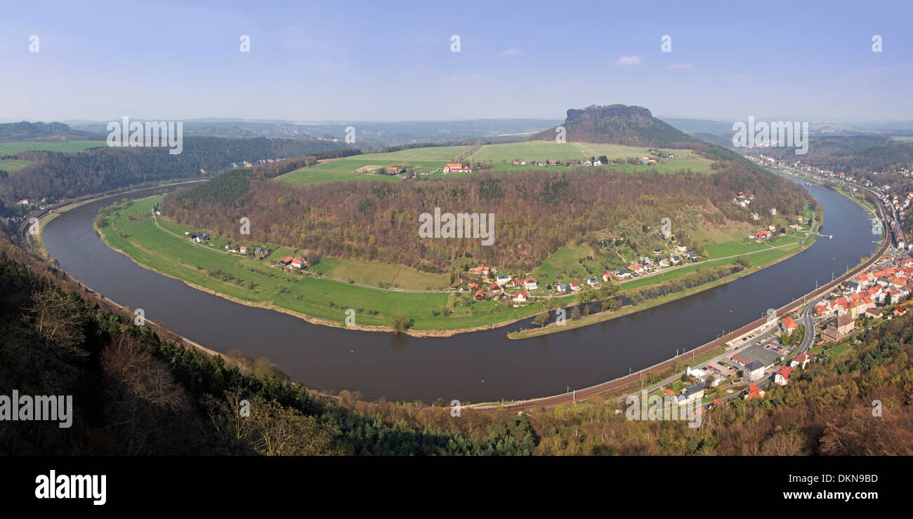 Blick auf den Lilienstein und Elbe, Elbsandsteingebirge, Sächsische Schweiz, Deutschland, Europa Stockfoto