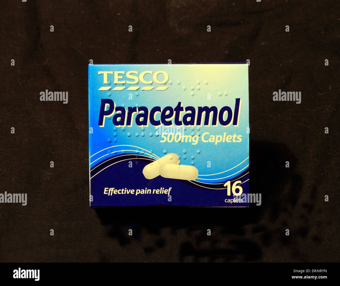 Tesco Paracetamol 500mg Tabletten, Pack, Paket, Pakete, Pakete, Tablet, Medizin, Medikamente, Schmerzen killer Mörder UK 500 mg mgs Stockfoto