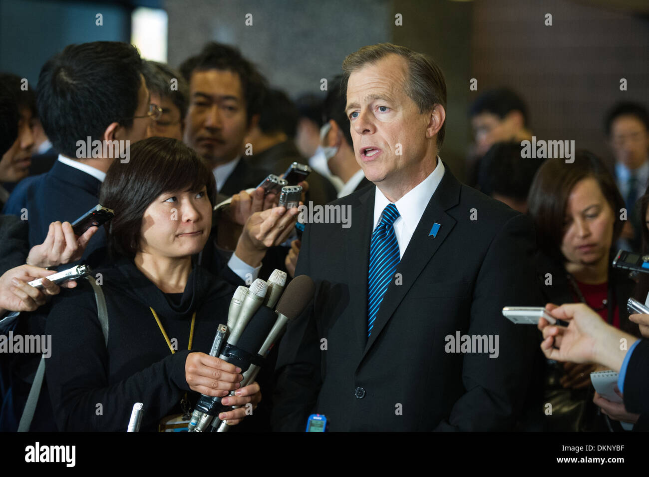 Spezielle Rep für Nordkorea Davies befasst sich mit Tokyo Medien Stockfoto