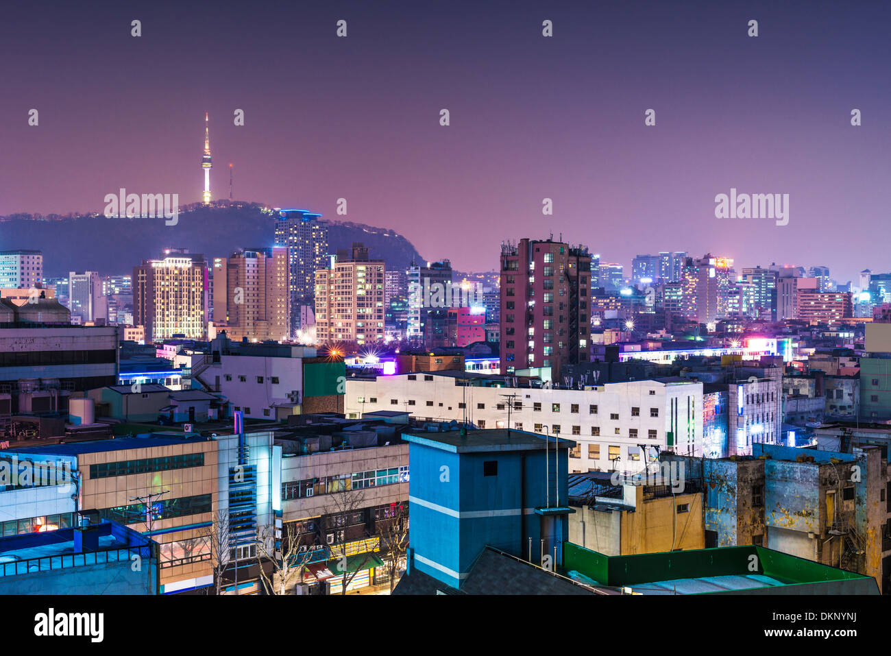 Seoul, Südkorea Skyline mit Seoul Tower. Stockfoto