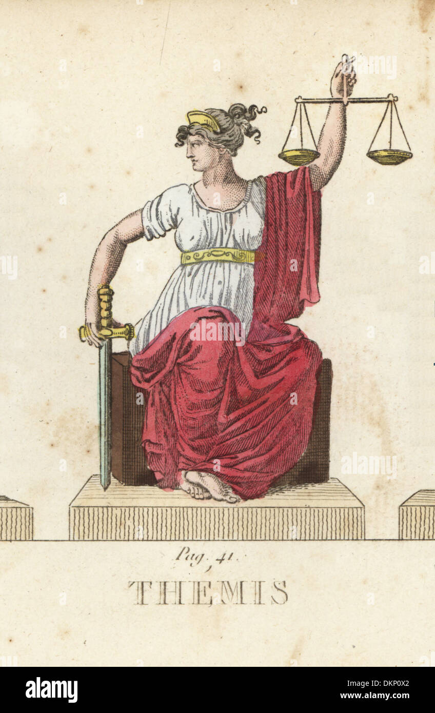 Themis, Göttin der göttlichen Recht und Gerechtigkeit, mit Waage und Schwert. Stockfoto