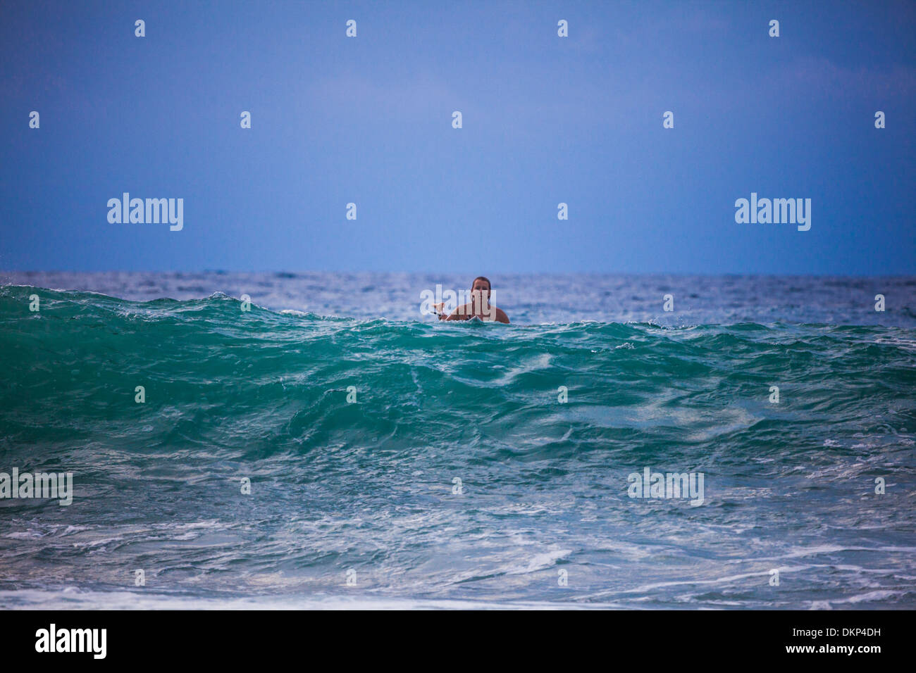 Surfen in Uluwatu, Bali, Indonesien Stockfoto