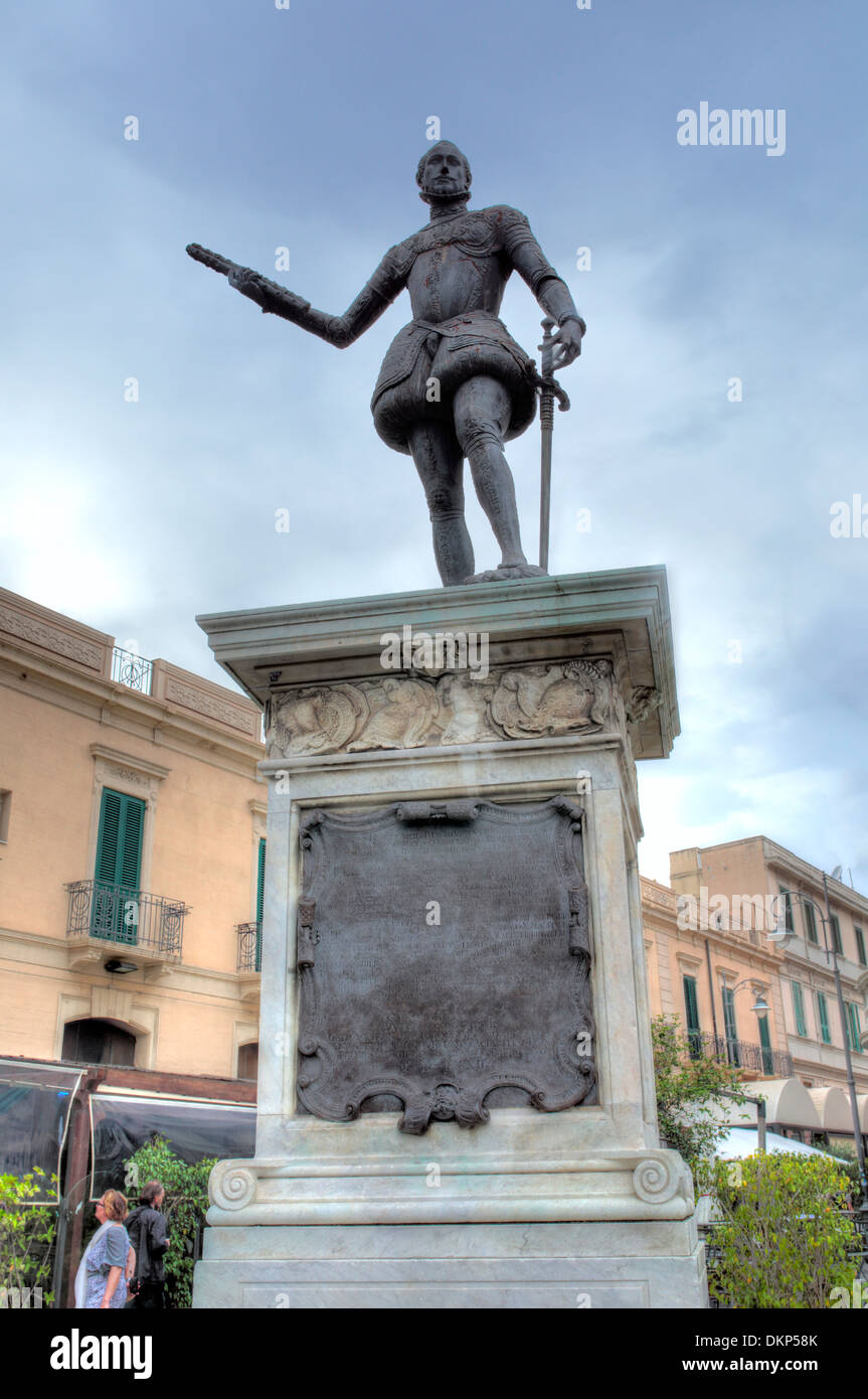 Das Denkmal für Don Juan de Austria (Don Giovanni von Österreich), Square Catalani, Messina, Sizilien, Italien Stockfoto