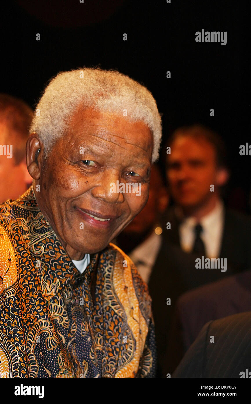 Porträt von Nelson Rolihlahla Mandela auf eine Funktion in Johannesburg im November 2008.  Nelson Mandela wurde der erste demokratisch gewählte Präsident von Südafrika nach der Apartheid. Stockfoto