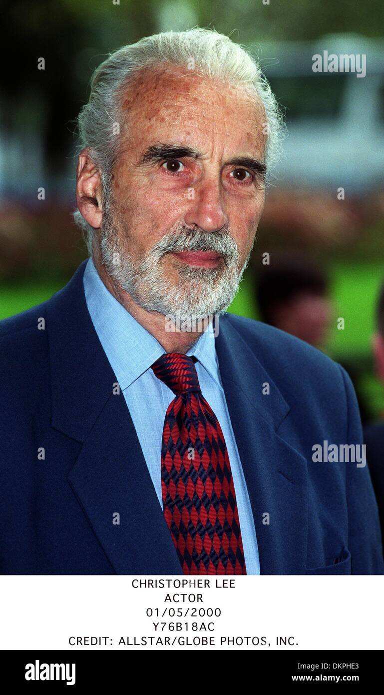 1. Mai 2000 - CHRISTOPHER LEE. ACTOR.01/05/2000.Y76B18AC. CREDIT: (Kredit-Bild: © Globe Photos/ZUMAPRESS.com) Stockfoto