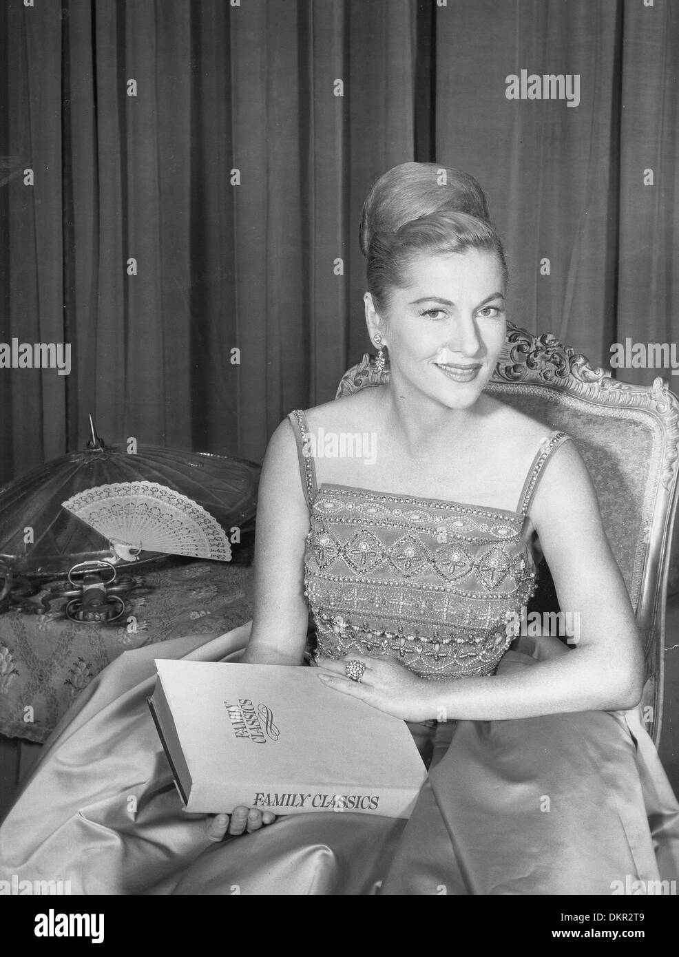 20. Juli 1960 - JOAN FONTAINE. Von Fotos, inc geliefert... 1960. (Kredit-Bild: © Globe Photos/ZUMAPRESS.com) Stockfoto
