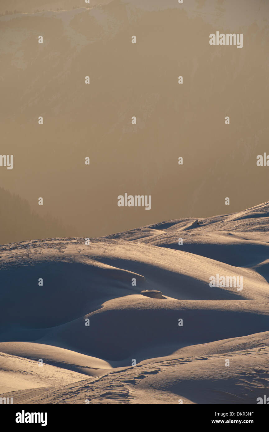 Alpen Alpen Eis Berge Rätikon Graubünden Graubünden kalten verschneiten verschneiten Neuschnee Schweiz St. Antönien Stockfoto