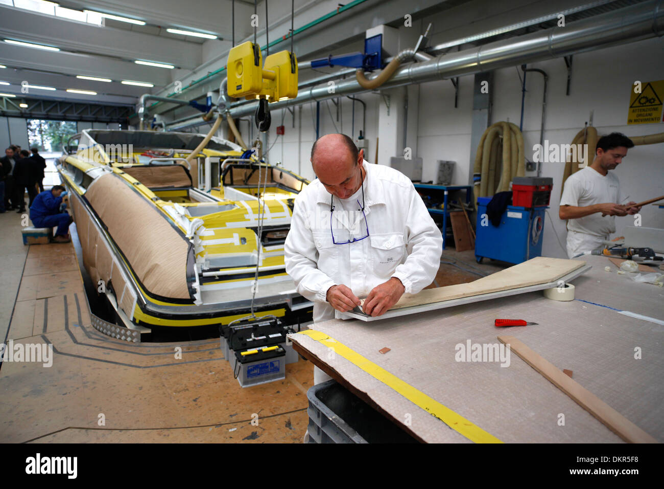 Rivarama Superyacht im Bau an der Riva-Fabrik in Sarnico, Italien. Stockfoto