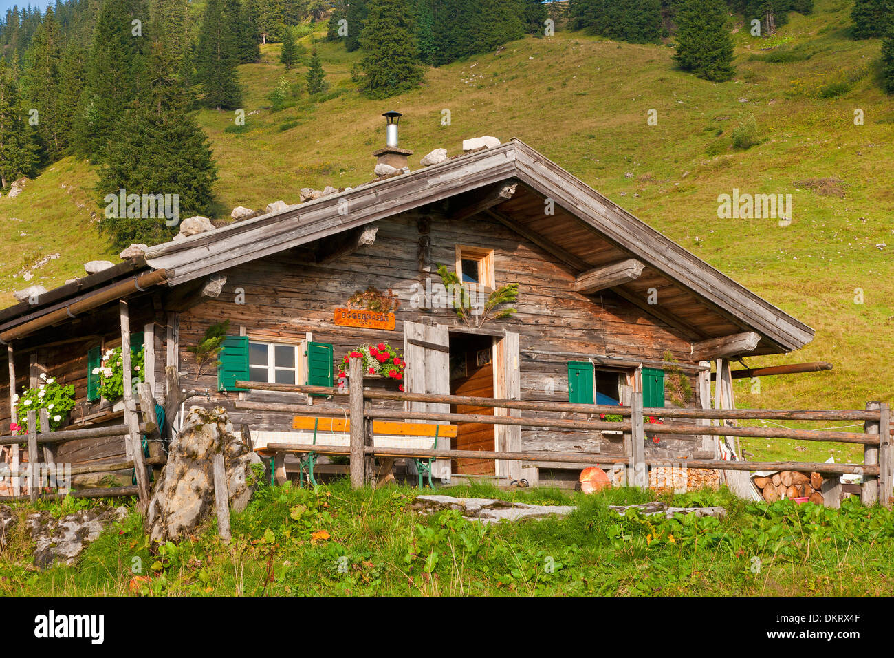 Österreich Europa Alp landwirtschaftlichen landwirtschaftlichen Berg Berge Alpen Herbst herbstliche Unken Heutal Salzburger Land Eggeralm alp Stockfoto