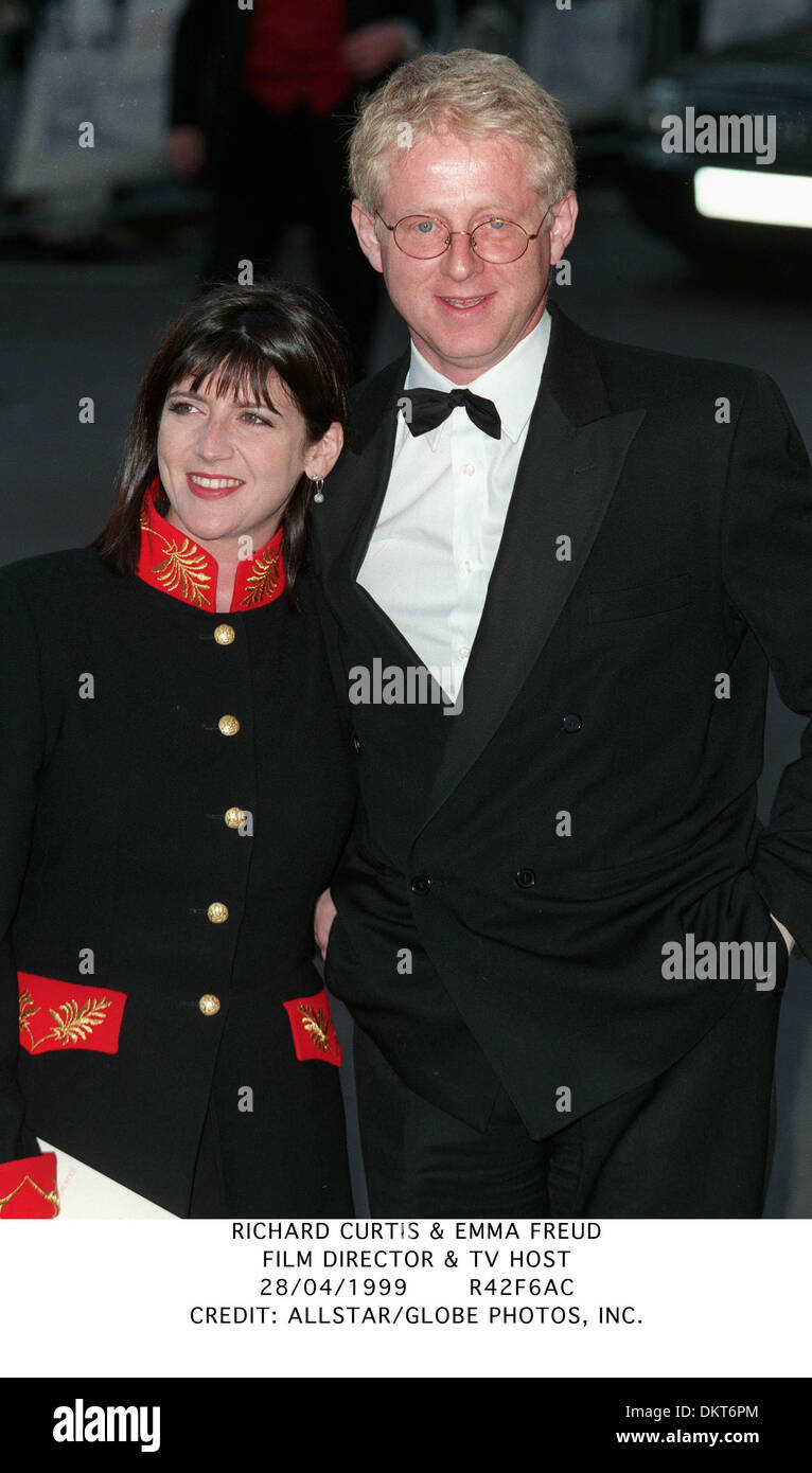 RICHARD CURTIS & EMMA FREUD. REGISSEUR & TV HOST.28/04/1999.R42F6AC. Stockfoto