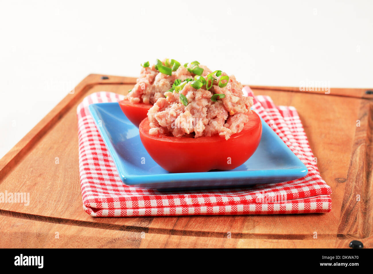 Tomaten gefüllt mit Hackfleisch Stockfoto