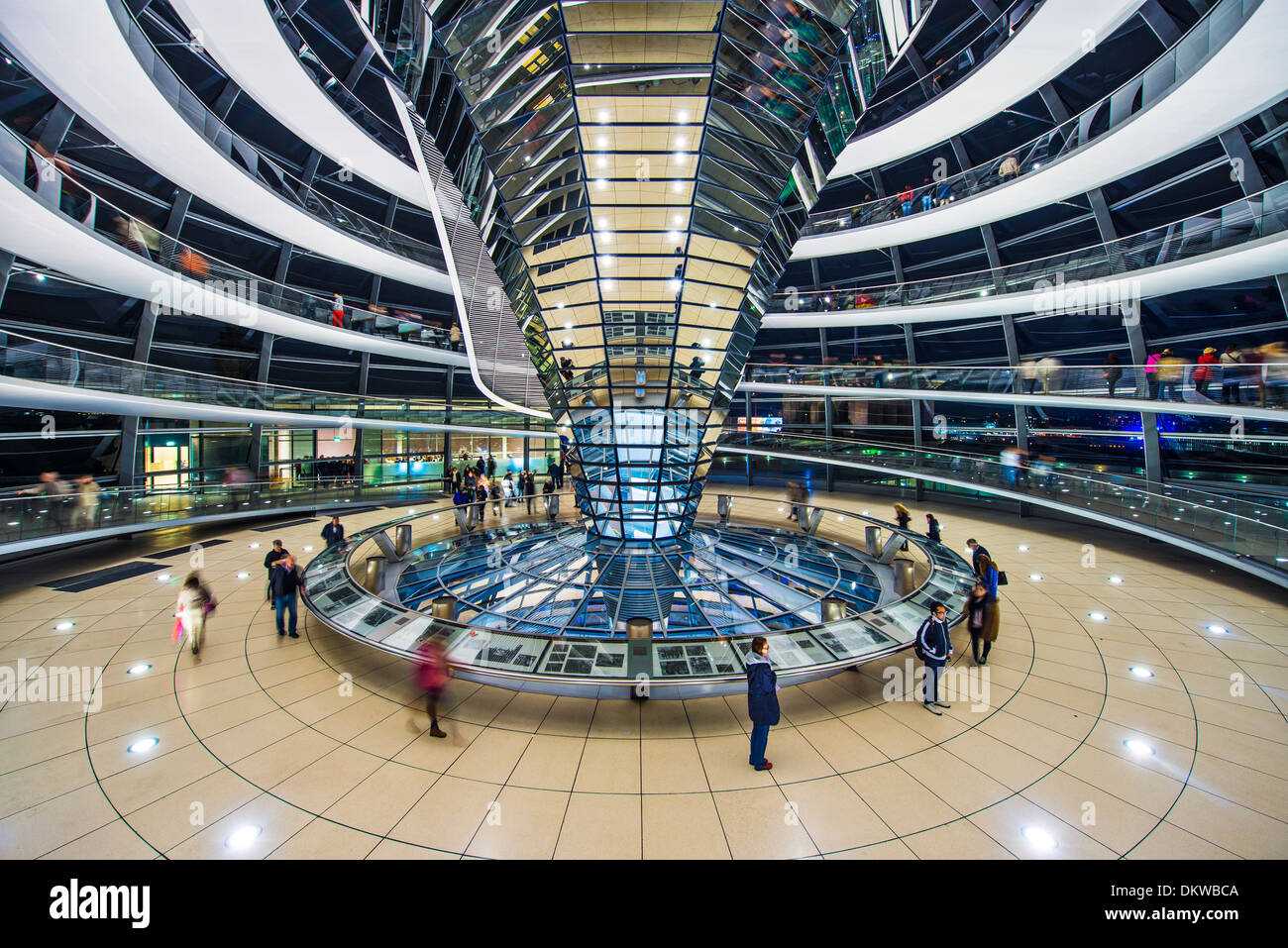 Reichstag Glaskuppel in Berlin, Deutschland. Stockfoto
