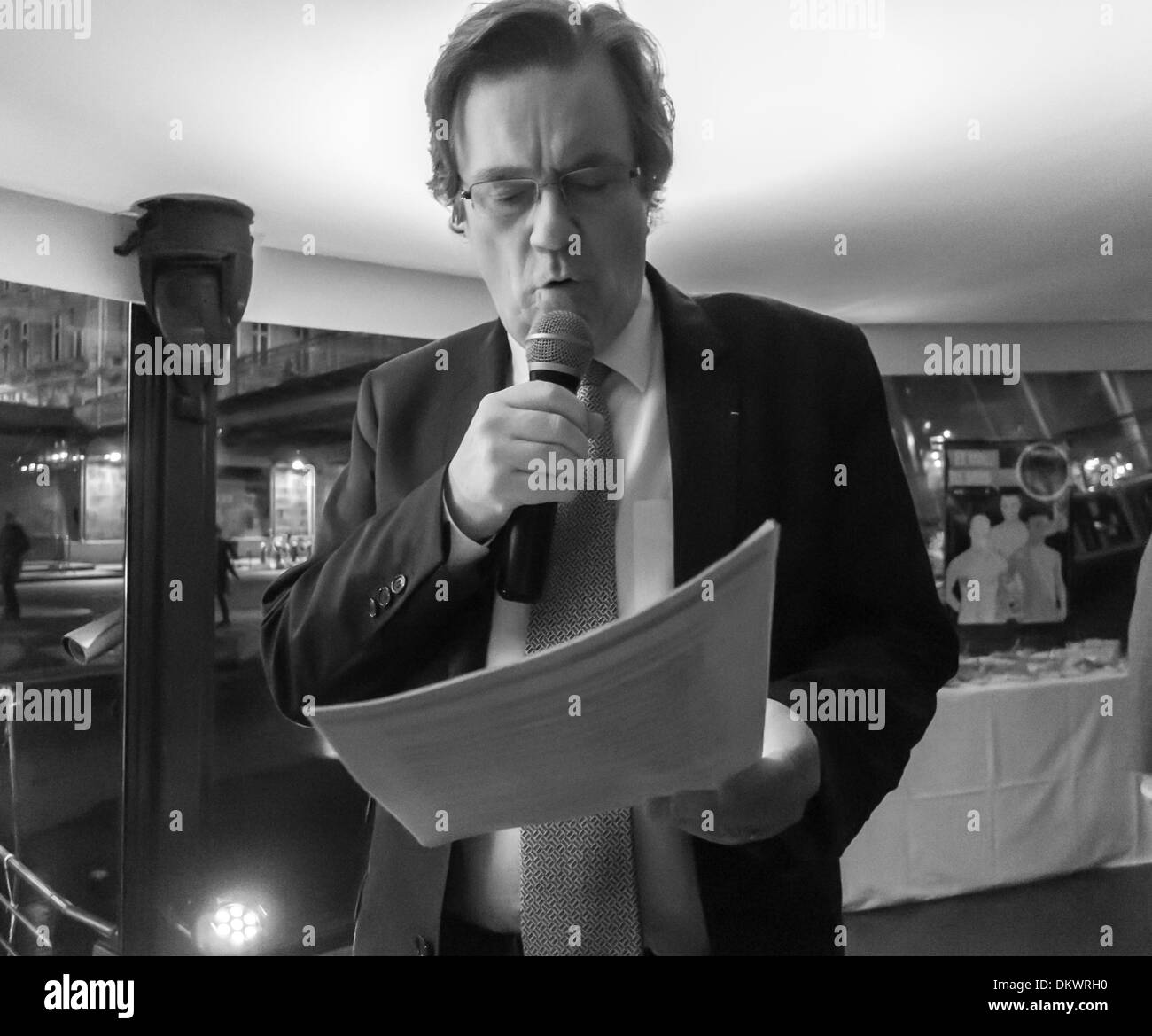 Paris, Frankreich, HIV AIDS Flashtest Ergebnisse, A.R.S., französische Gesundheit Behörden treffen "Claude Evin', Director Regional Health Agency, Redner Stockfoto