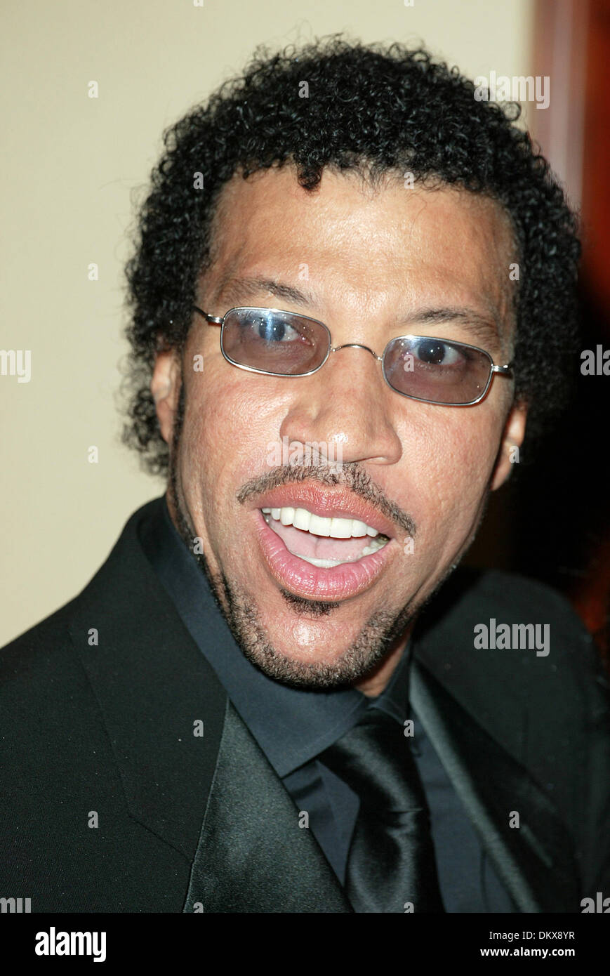 LIONEL RICHIE. SÄNGERIN. KEIT, LA, USA. CENTURY PLAZA HOTEL, JAHRHUNDERT C.08/11/2002.LAC10832. Stockfoto