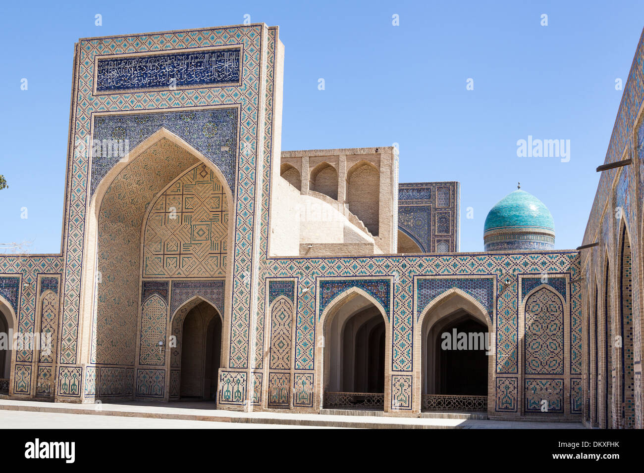 Islamischer Architektur in Hof, Kalon Moschee, (Kalyan Moschee), Kuppel der Mir ich Arab Medresse, Buchara, Usbekistan Stockfoto