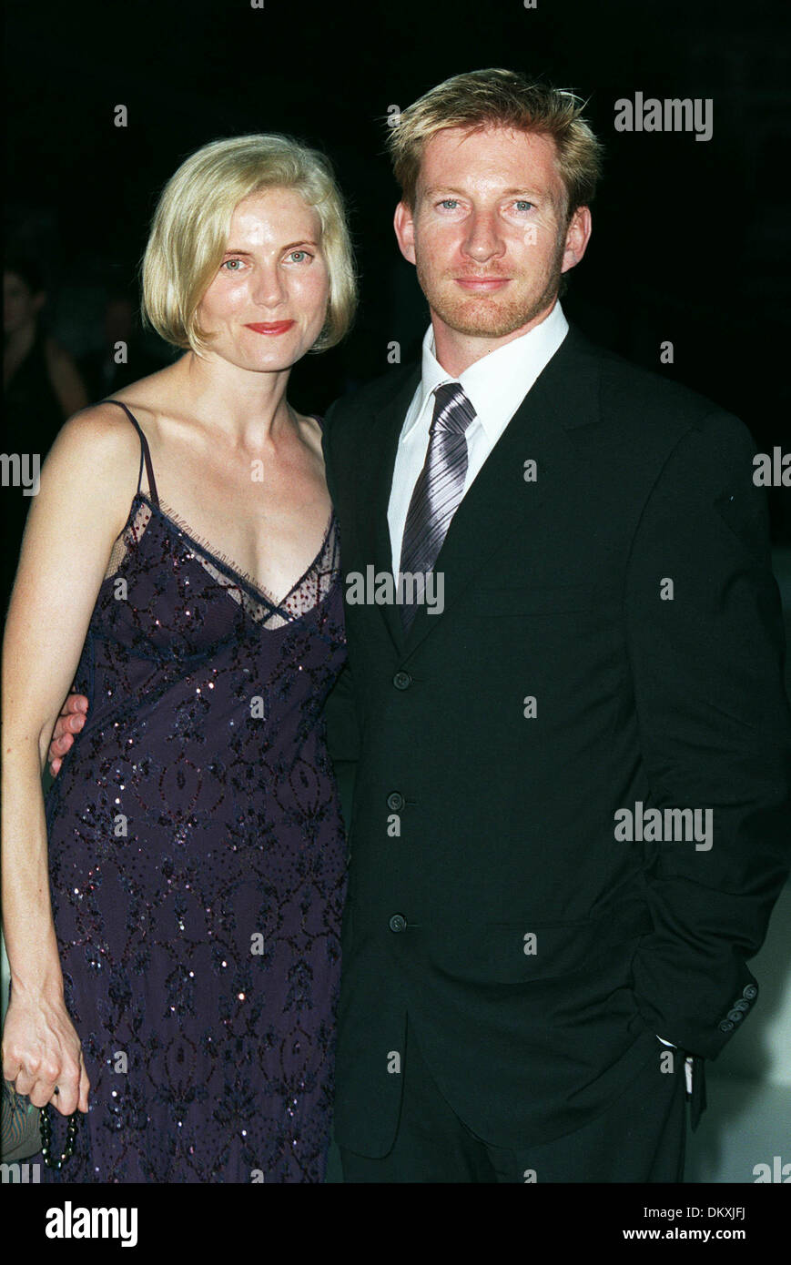 DAVID WENHAM UND KATE. SCHAUSPIELER UND EHEFRAU. LY. FILMFESTSPIELE VON VENEDIG 2001, ITA.29/08/2001.BK39D22C. Stockfoto