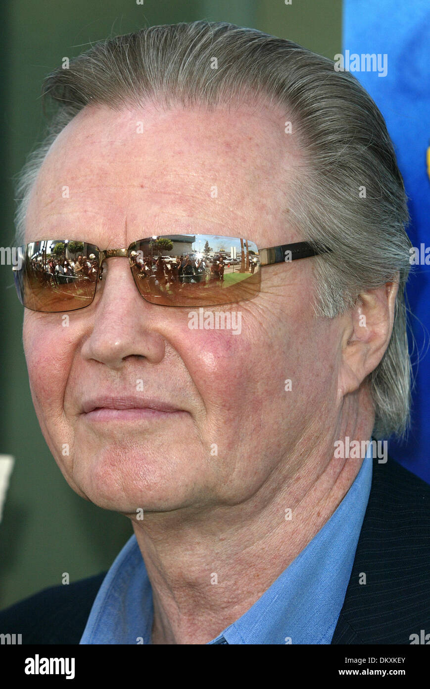 JON VOIGHT. SCHAUSPIELER. ANGELES, USA. ARCLIGHT CINERAMA DOME, LOS AN.29/06/2002.LAB5737. Stockfoto