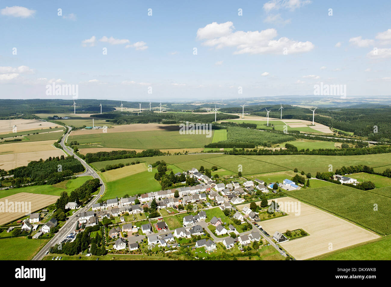 Luftaufnahme, Windkraftanlagen im Hunsrück, Rheinland-Pfalz, Deutschland Stockfoto