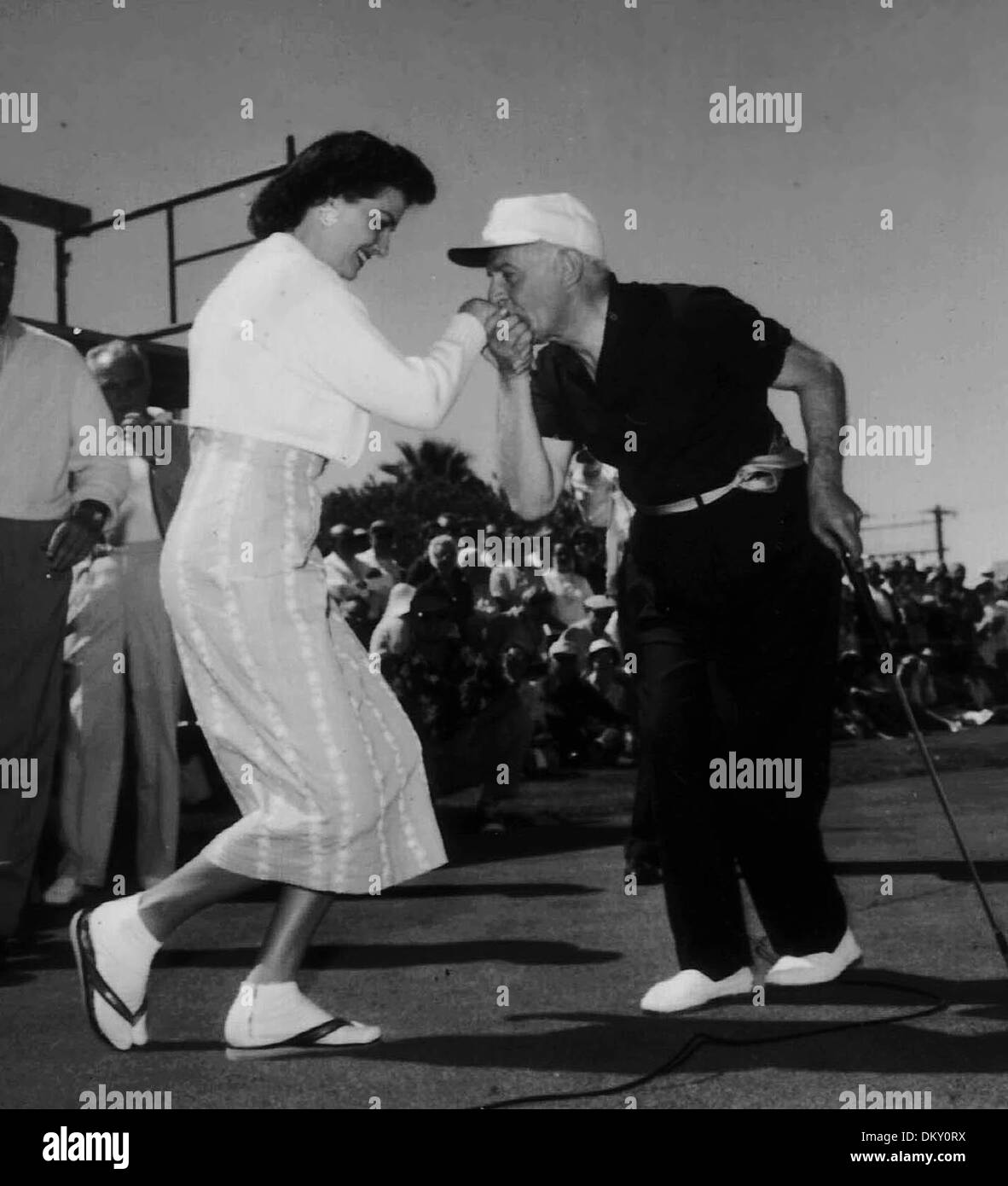 18. April 2000 - JANE RUSSELL/WALTER WINCHELL. NATE CUTLER / (Kredit-Bild: © Globe Photos/ZUMAPRESS.com) Stockfoto