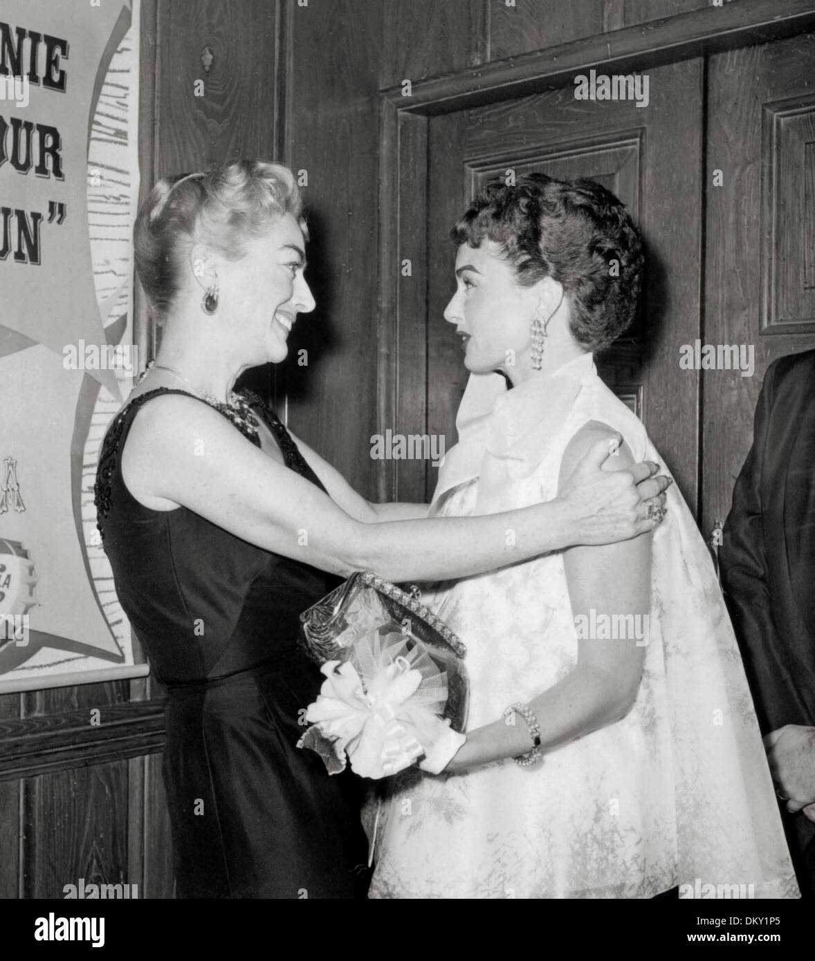 8. Dezember 2002 - JOAN CRAWFORD und ANN BLYTH. NATE CUTLER / (Kredit-Bild: © Globe Photos/ZUMAPRESS.com) Stockfoto