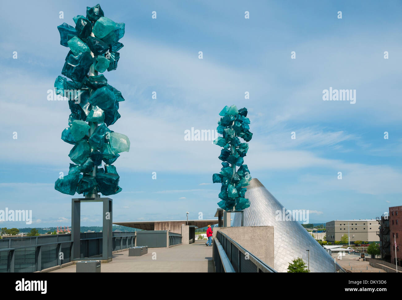 Washington, Tacoma, Museum, Crystal Towers, 90ft hoch Edelstahl Glaskegel beherbergt das Hot Shop-Amphitheater Stockfoto