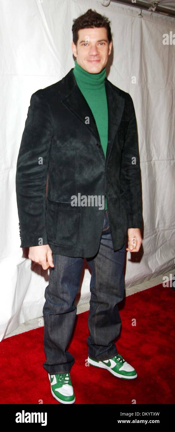 7. Mai 2001 - K40893AR. NEW YORKER PREMIERE VON '' DIE HOLZFÄLLER '' IM SKIRBALL CENTER IN NEW YORK AUFTRETEN12BEI-15-2004. ANDREA RENAULT-2004.CODY FRANCHETTI (Kredit-Bild: © Globe Photos/ZUMAPRESS.com) Stockfoto