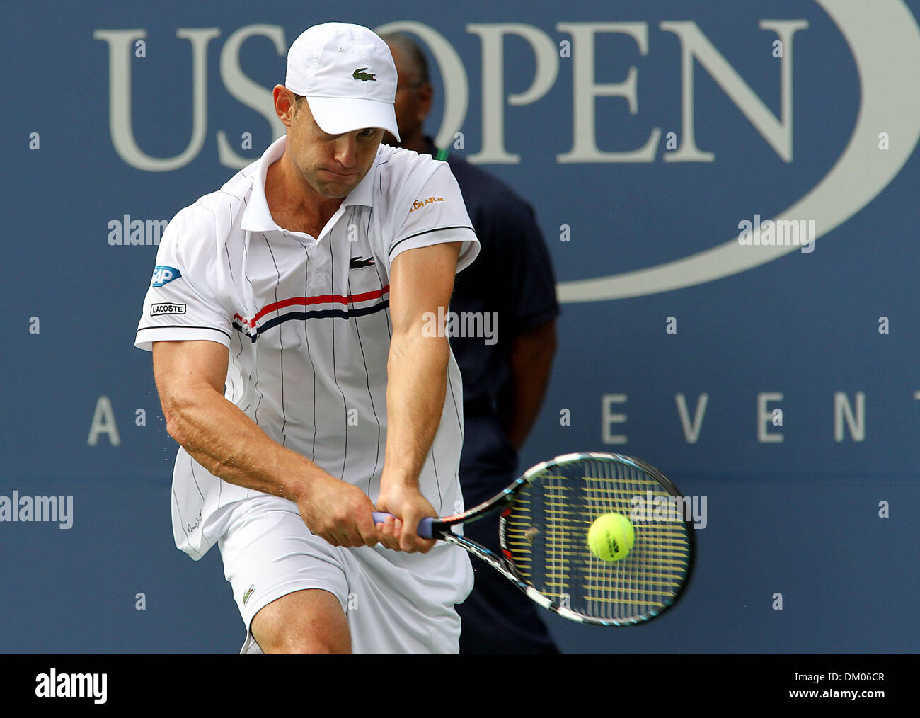 Andy Roddick (USA) verliert an Juan Martin Del Potro Argentinien nach ihrer Männer Singles viertes Vorrundenspiel auf zehn Tag 2012 Stockfoto