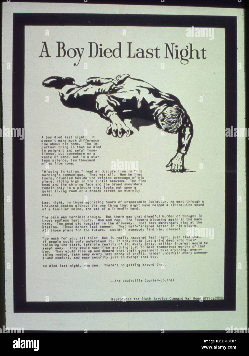 Dieses amerikanische Propaganda-Poster aus dem Zweiten Weltkrieg hebt die persönlichen Kosten des Krieges hervor und ermutigt die Bürger, die Kriegsanstrengungen im Gedenken an die Gefallenen zu unterstützen. Er appelliert an die Emotionen der Öffentlichkeit und fordert sie auf, durch verstärkte Anstrengungen an der Heimatfront zum Sieg beizutragen. Stockfoto