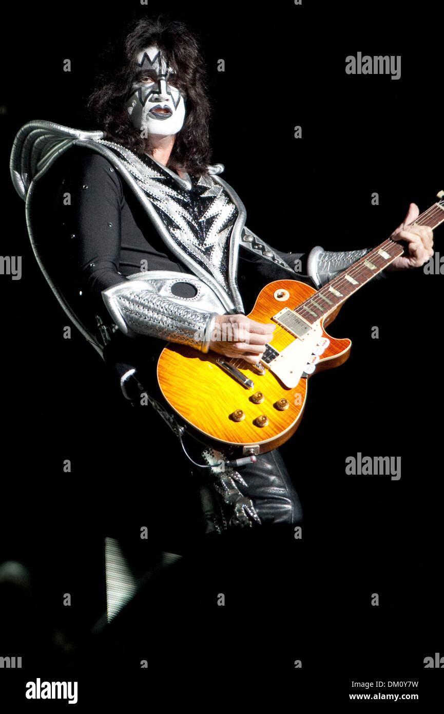 27. November 2009 - London, Ontario, Kanada - 29. September 2009: Kuss führt zur Unterstützung ihr erstes neues Album in zehn Jahren "Sonic Boom" auf der KISS Alive 35 Tour Stop im John Labatt Centre in London, auf (Credit-Bild: © Oliver Tag/Southcreek Global/ZUMApress.com) Stockfoto