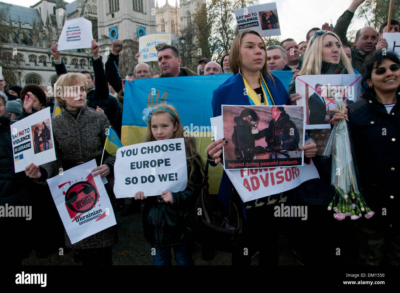 Proteste in London zur Unterstützung von gewalttätigen Demonstrationen in der Ukraine fordern den Rücktritt der Regierung unter Präsident V Stockfoto