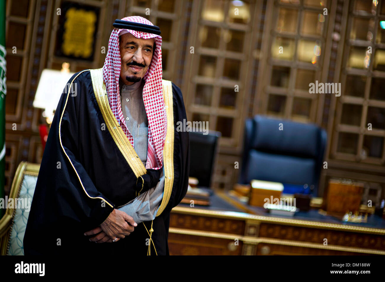 Saudi-arabischen Minister für Verteidigung Kronprinzen Salman bin Abdulaziz 9. Dezember 2013 in Riyadh, Saudi Arabien. Stockfoto