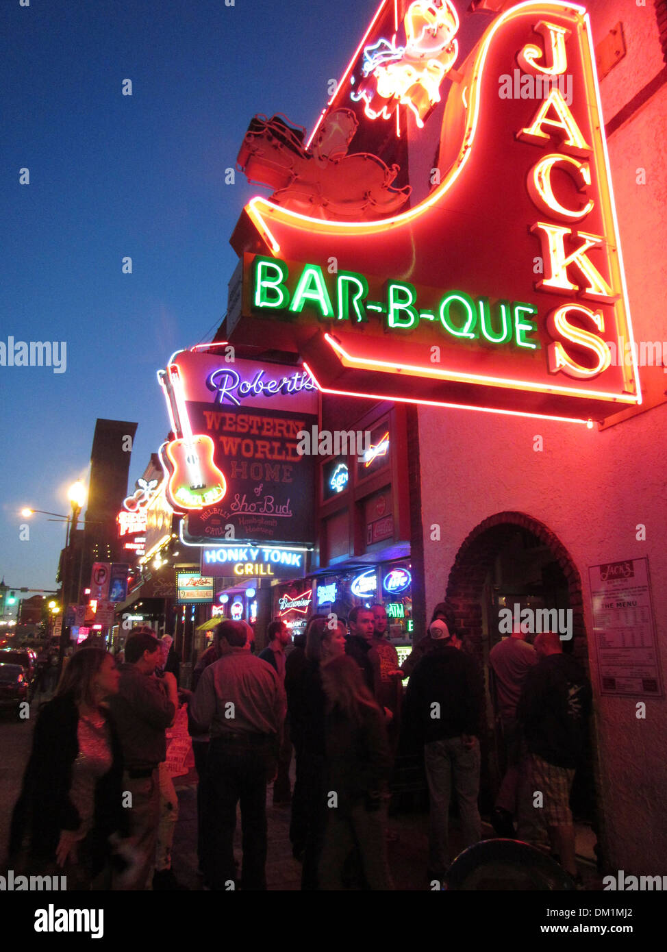Außenseite des Honky Tonk bar namens Jack Bar-B-Que, Nashville TN Stockfoto
