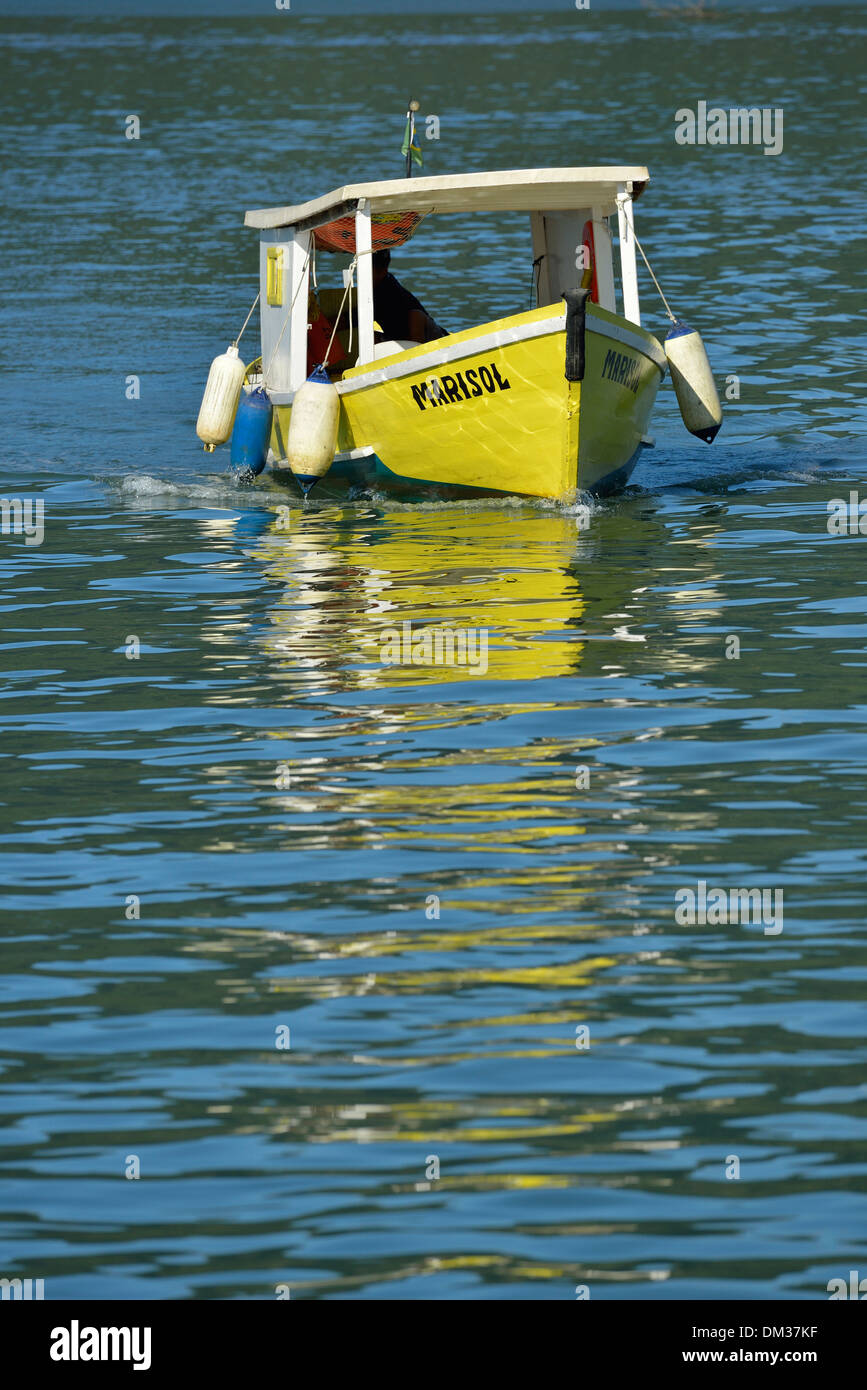 Südamerika, Brasilien, Paraty, Boot, Wasser, Meer, Reflexion Stockfoto