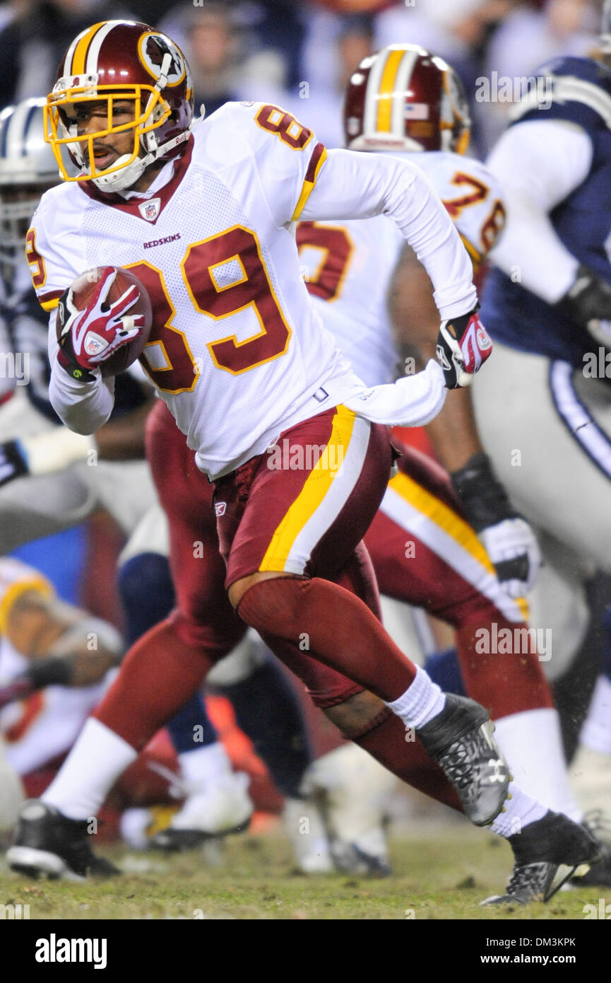 FedEx Field, Landover, Maryland. . im Spielgeschehen während NFL Primetime Sonntagabend Fußball zwischen den Dallas Cowboys und den Washington Redskins. Dies wird das letzte Heimspiel der Saison für die Redskins (4-10) und nur verloren schlecht zu den New York Giants vergangenen Montag Nacht um 33 Punkte.  Endgültige Ergebnis Cowboys 17 - Redskins 0 (Credit-Bild: © Roland Pintilie/Southcreek Glob Stockfoto