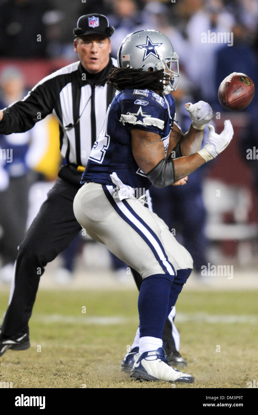 FedEx Field, Landover, Maryland. . Dallas Cowboys Runningback Marion Barber (24), im Spielgeschehen während NFL Primetime Sonntagabend Fußball zwischen den Dallas Cowboys und den Washington Redskins. Dies wird das letzte Heimspiel der Saison für die Redskins (4-10) und nur verloren schlecht zu den New York Giants vergangenen Montag Nacht um 33 Punkte.  Letzten Gäste Cowboys 17 - Redskins 0 () Stockfoto