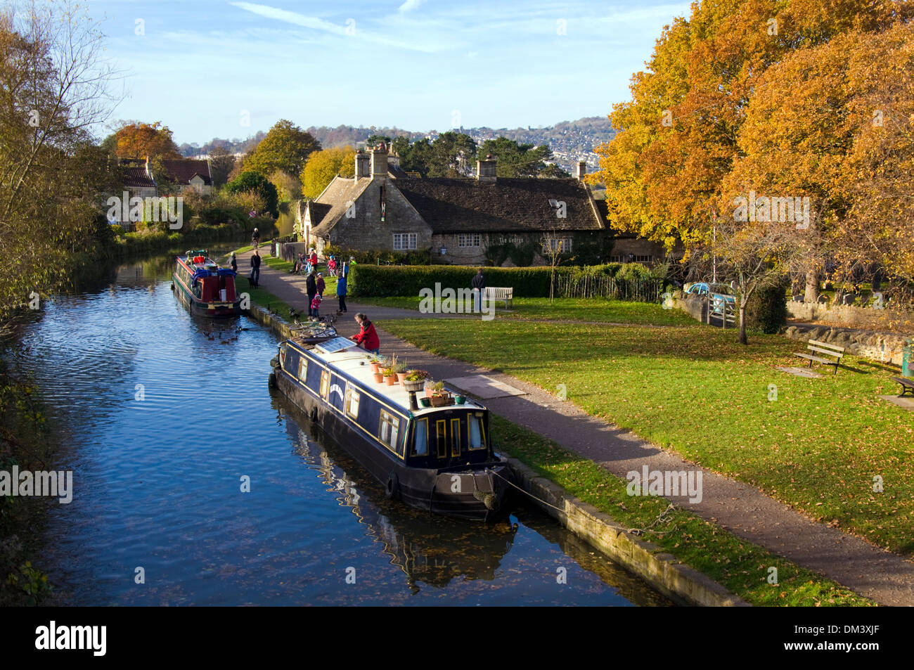 Herbstmorgen am Kennet und Avon Kanal bei Bathampton Somerset England UK Stockfoto