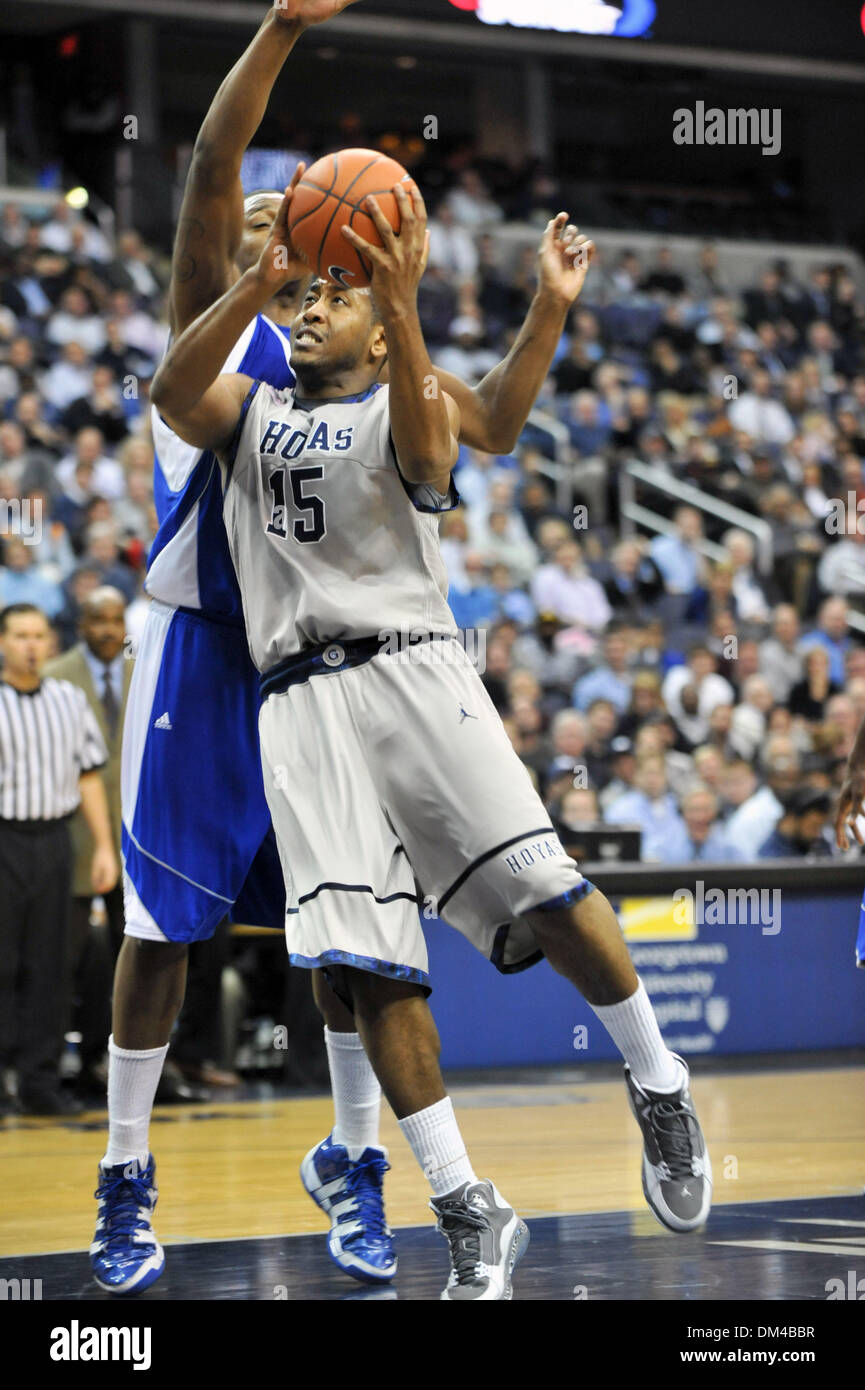 Washington D.C. Verizon Center. . Georgetown Schutzhaube Austin Freeman #15, Spielaktion NCAA Seton Hall in Georgetown.  Hoyas besiegen Piraten 85-73 (Credit-Bild: © Roland Pintilie/Southcreek Global/ZUMApress.com) Stockfoto