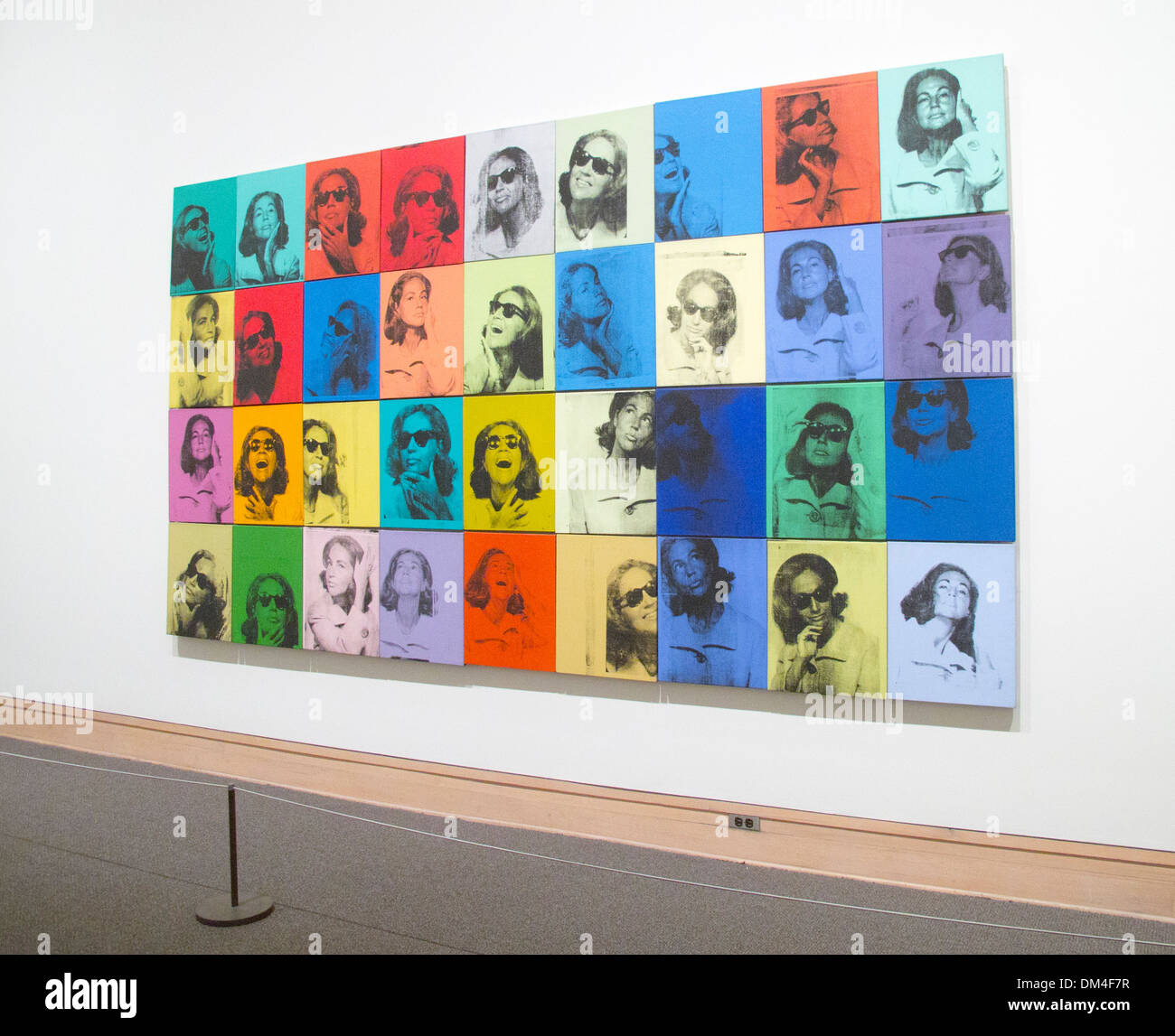 Ethel Scull 36 Mal von Andy Warhol aus dem Jahr 1963 jetzt hängen im Metropolitan Museum of Art in New York City. Stockfoto