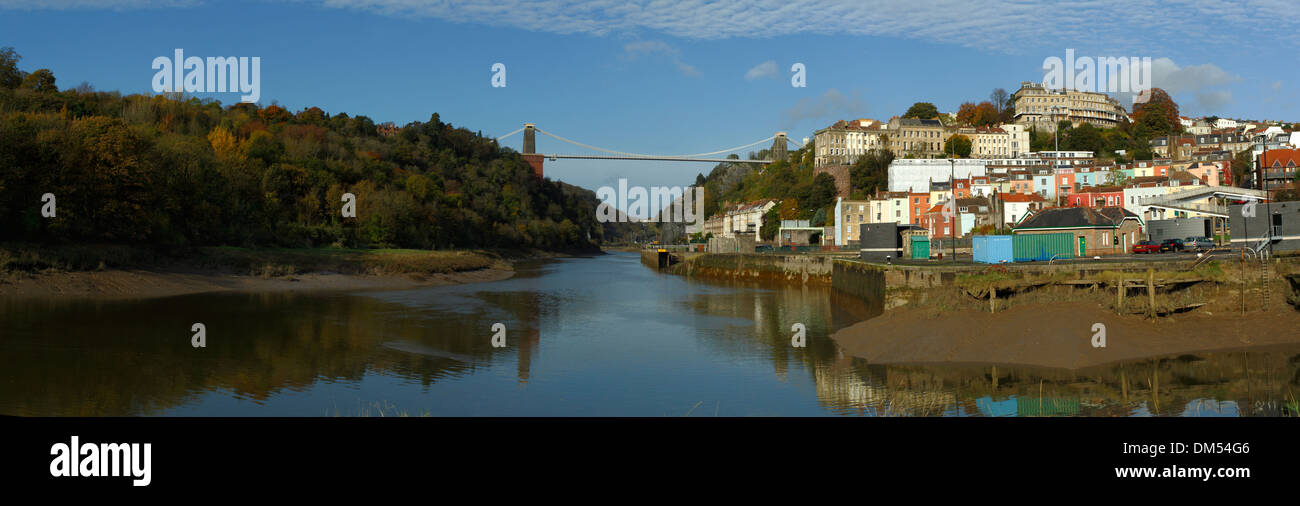 Die Clifton Suspension Bridge von Hotwells. Bristol, November 2013. Stockfoto