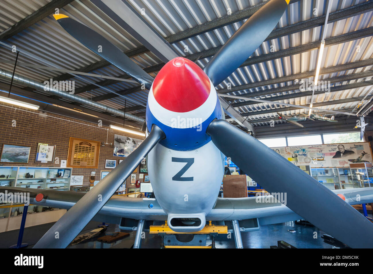 UK Vereinigtes Königreich Europa Großbritannien Großbritannien England Kent RAF Manston Spitfire und Hurricane Museum Spitfire Flugzeug Flugzeuge Stockfoto