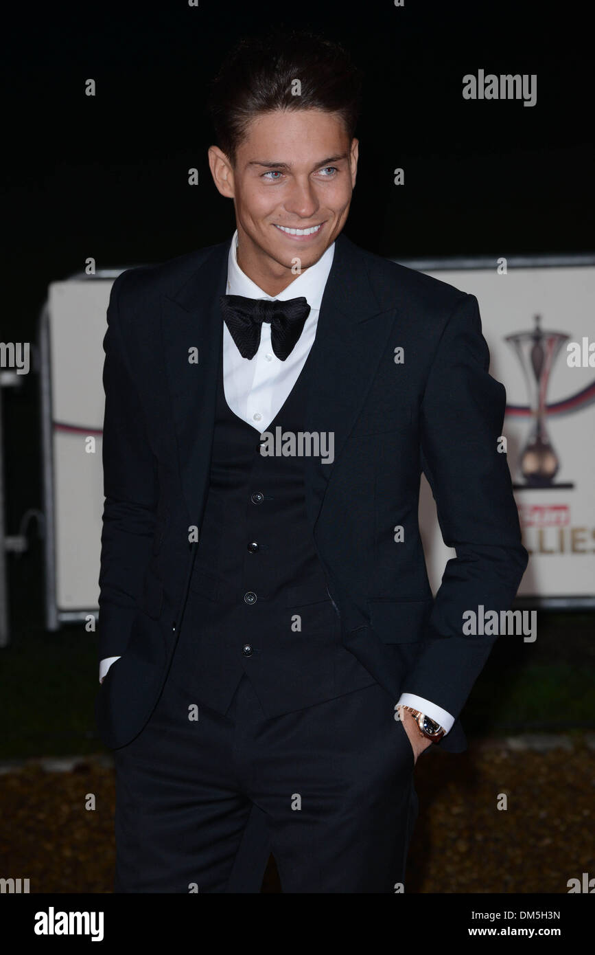 London, UK. 11. Dezember 2013. Joey Essex besucht A Night of Heroes - The Sun militärischen Auszeichnungen am National Maritime Museum, London 11. Dezember 2013, Foto: siehe Li/Alamy Live News Stockfoto