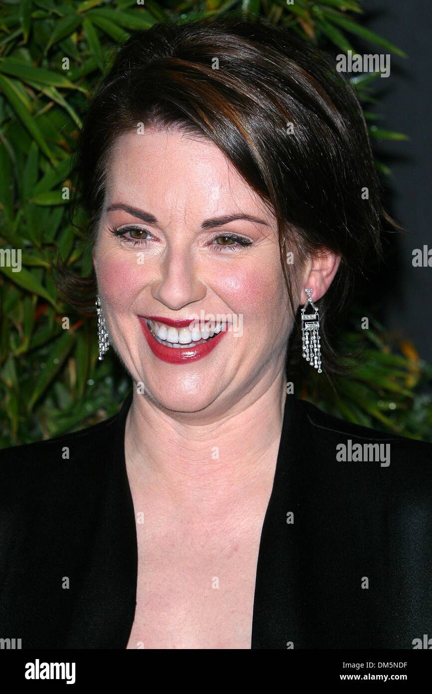 8. November 2002 - Hollywood, Kalifornien - MEGAN MULLALLY... WIRD & GRACE 100. EPISODE FEIER, PARTY. BEI FALCON Restaurant IN HOLLYWOOD, CA. FITZROY BARRETT / 08.11.2002 K27066FB (D) (Kredit-Bild: © Globe Photos/ZUMAPRESS.com) Stockfoto