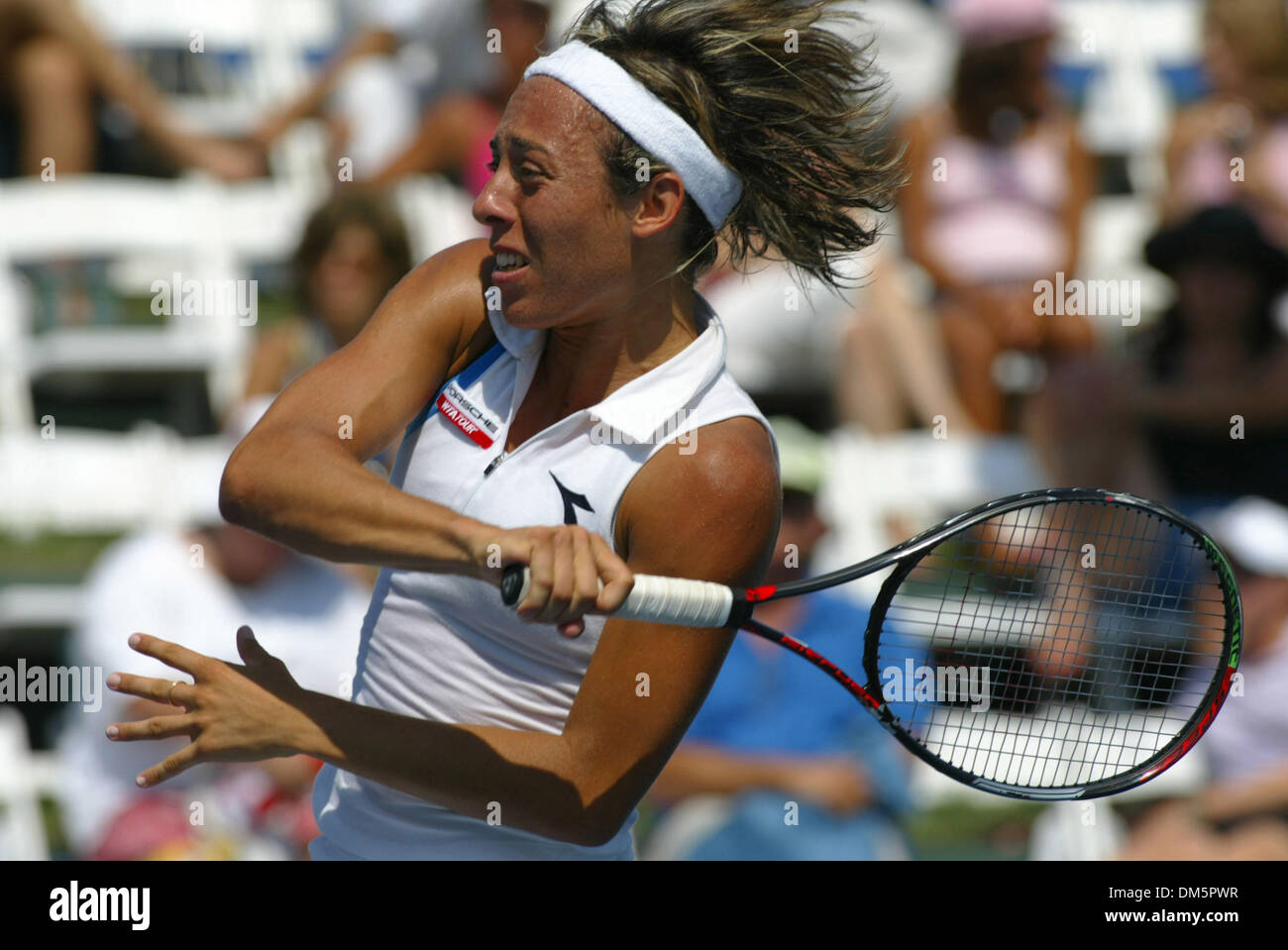 4. August 2005 - Carlsbad, Kalifornien, USA - FRANCESCA SCHIAVONE aus Italien, in der Tennis-Turnier, ein US-Serie im La Costa Resort and Spa öffnen (Credit-Bild: © Luciano Borsari/ZUMApress.com) Stockfoto