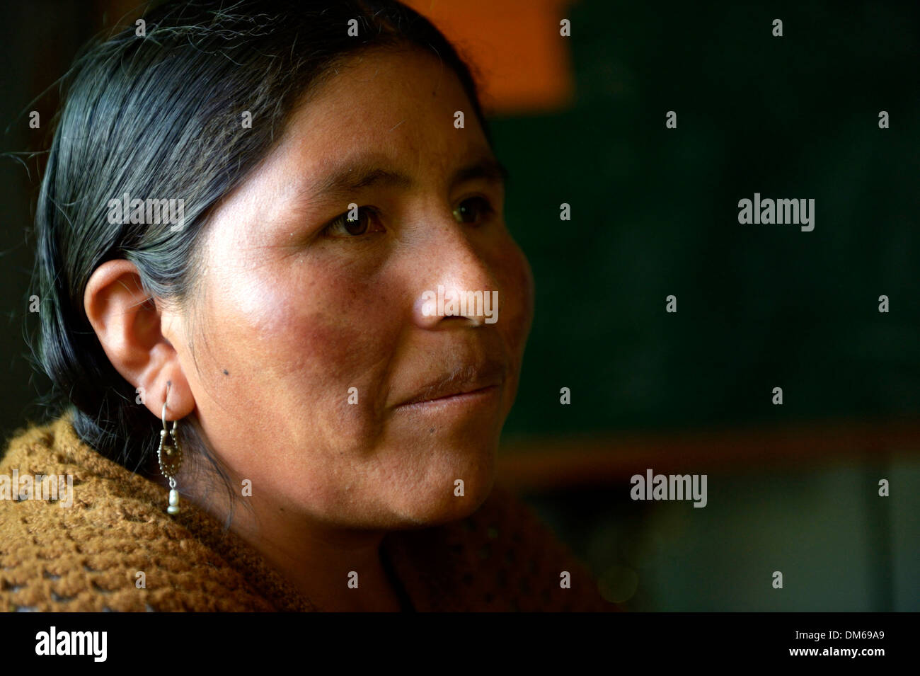Frau der Quechua-Indianer, Porträt, El Alto, Departamento La Paz, Bolivien Stockfoto