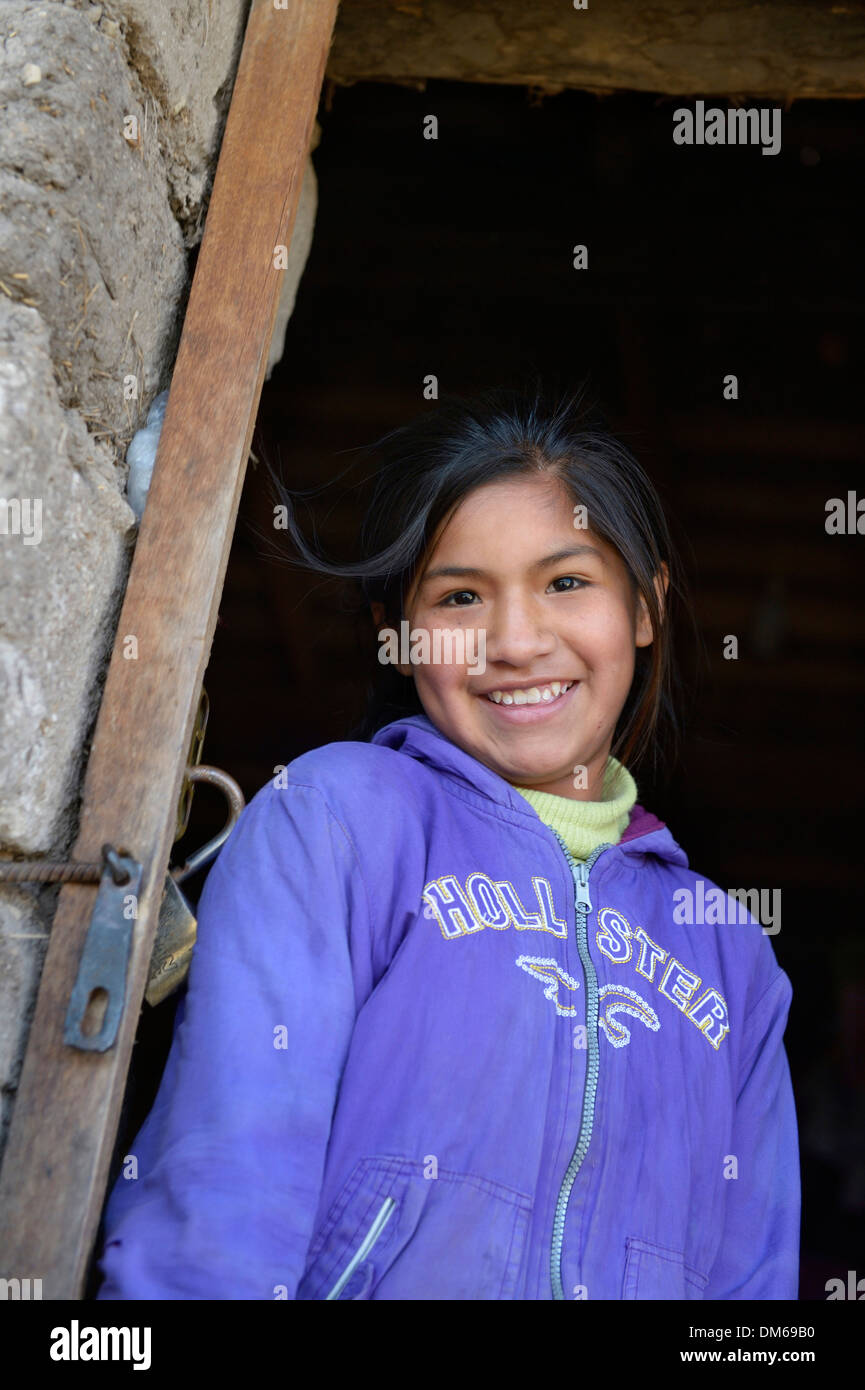 Mädchen, 12 Jahre, Union Potrero, Quispillacta, Ayacucho, Peru Stockfoto