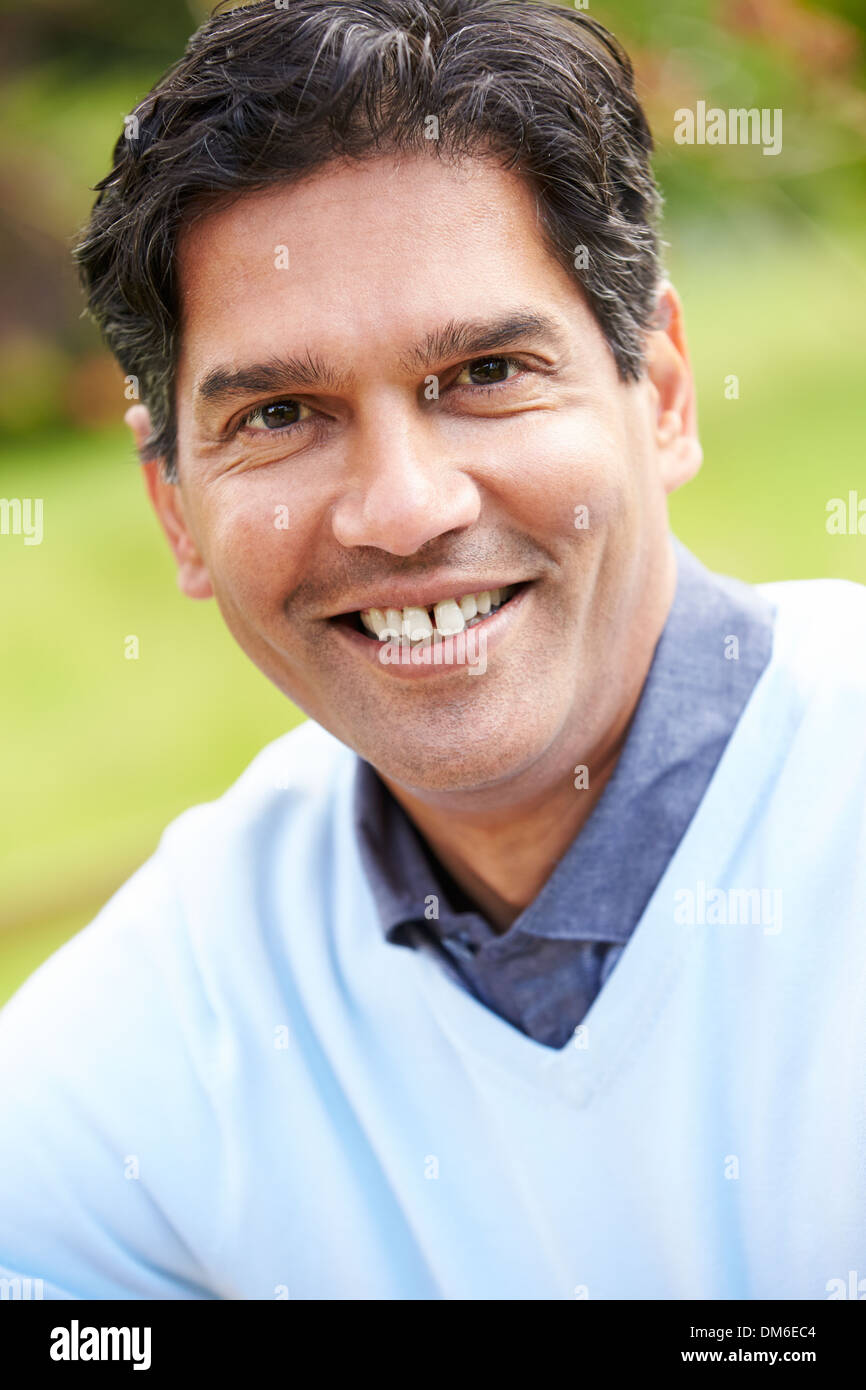 Outdoor Portrait des indischen Mann Stockfoto
